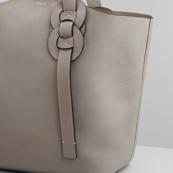 NWT $1,150 CHLOÉ Medium Darryl Leather Tote in Stormy Grey! - Picture 4 of 13